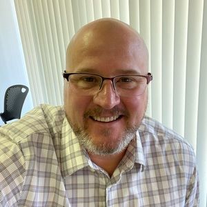 Meet your Posher, Lonnie